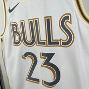Chicago Bulls White/Gold -  Season 2025 4